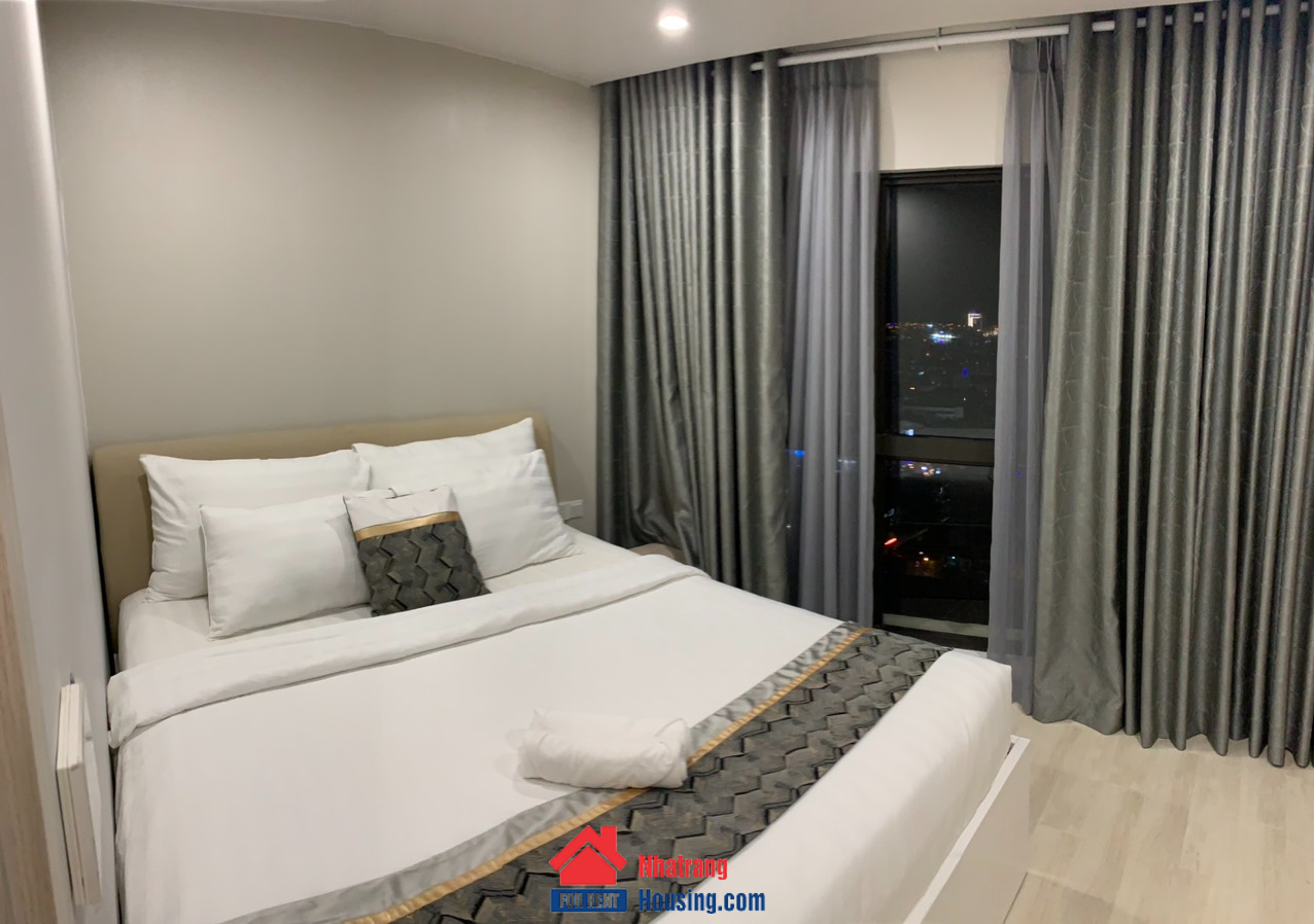 Gold Coast Apartment for rent | Two bedrooms | 17 million